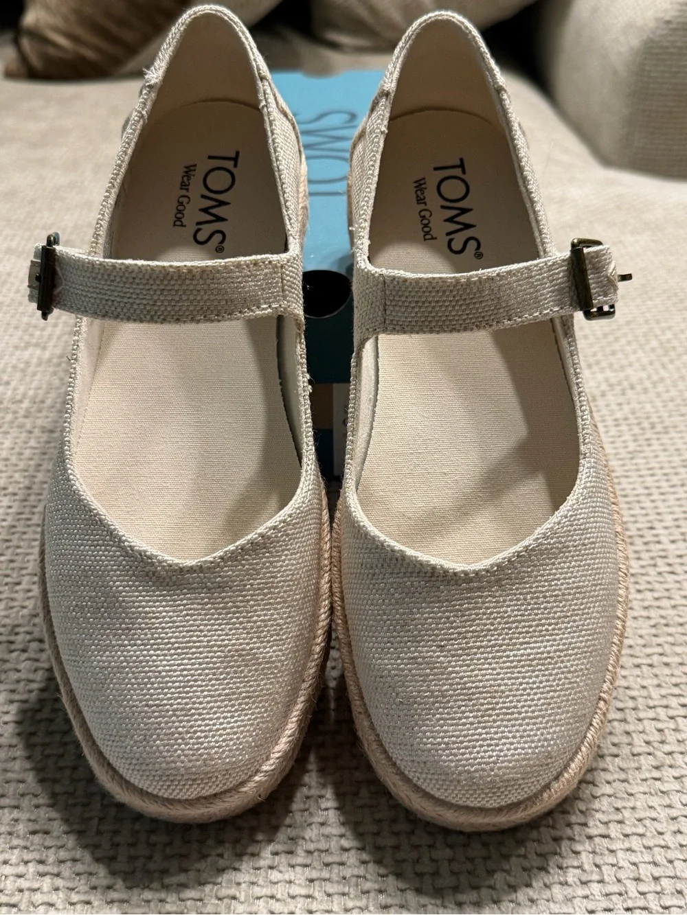 New with box TOMS Carolina Mary Jane Espadrille